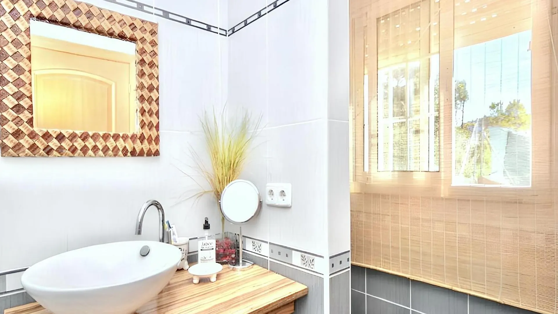 Charming Villa In Vidreres With Private Pool
