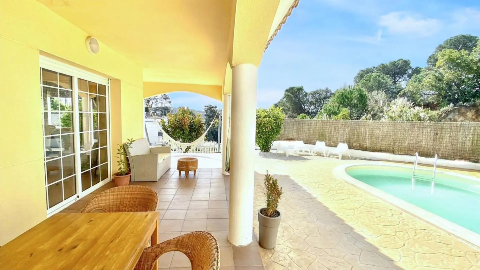 Charming Villa In Vidreres With Private Pool
