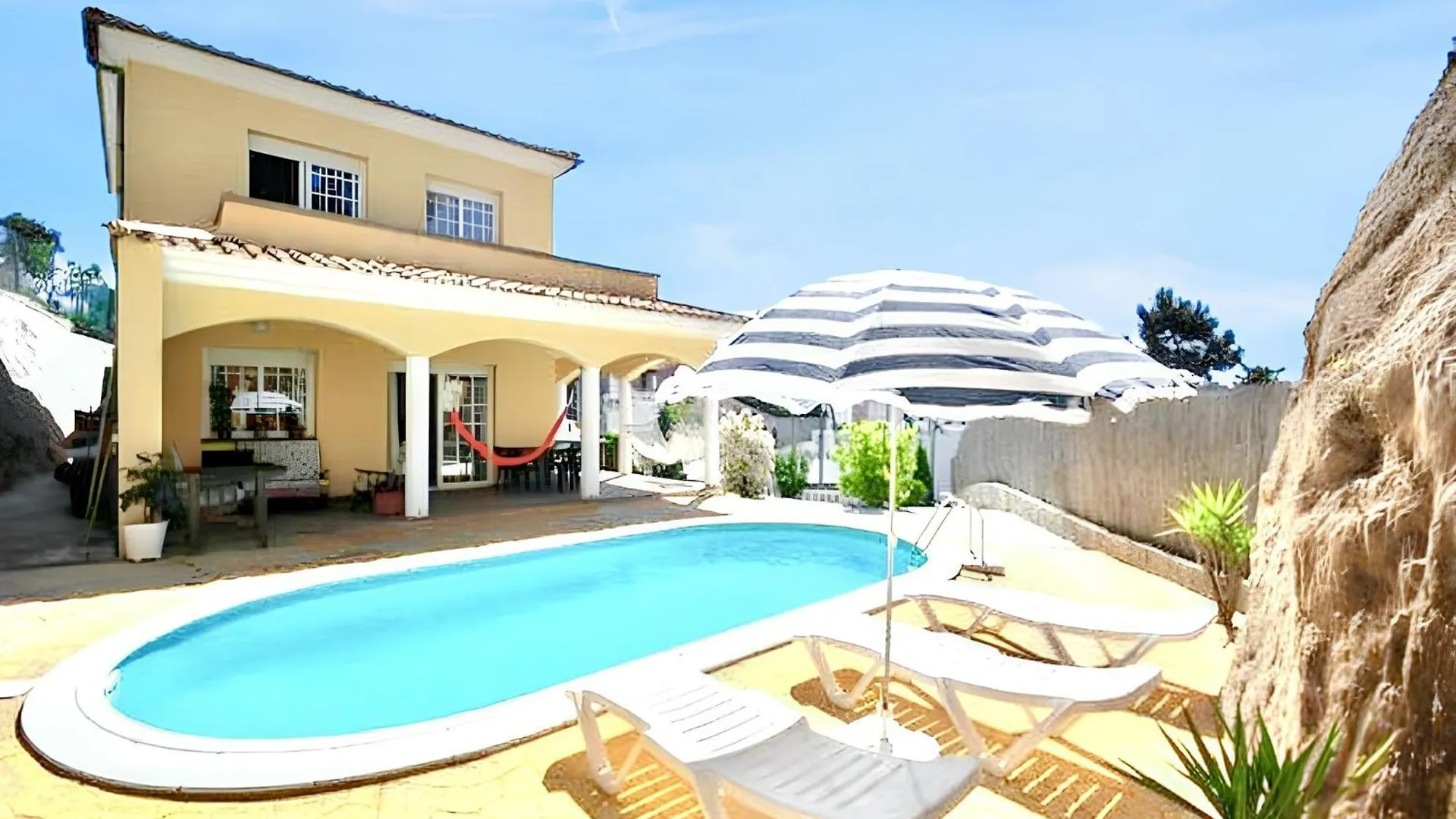 Charming Villa In Vidreres With Private Pool